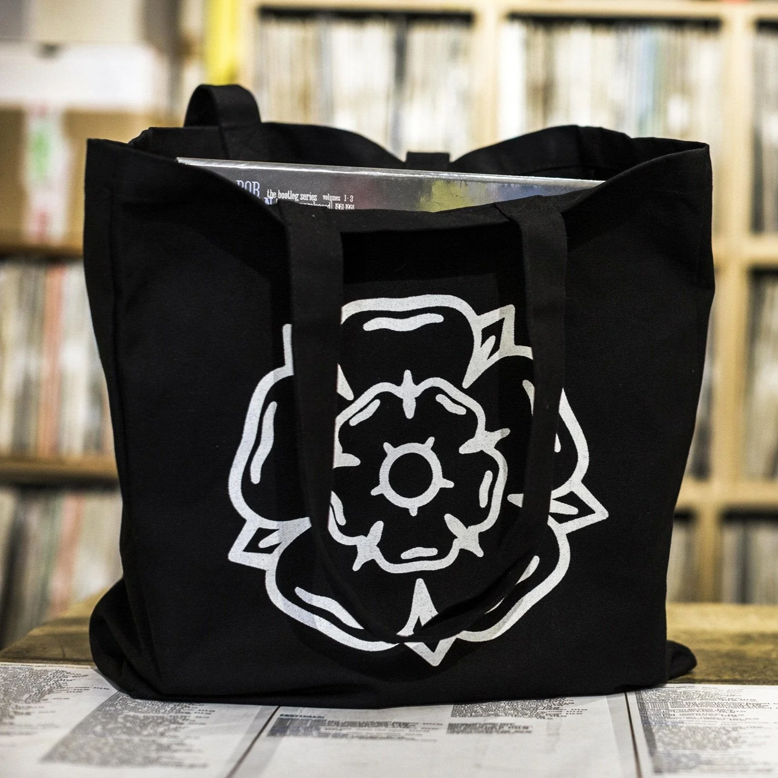 Don't Mess With Yorkshire - Rose Shopper Tote Bag - Black - Image 4