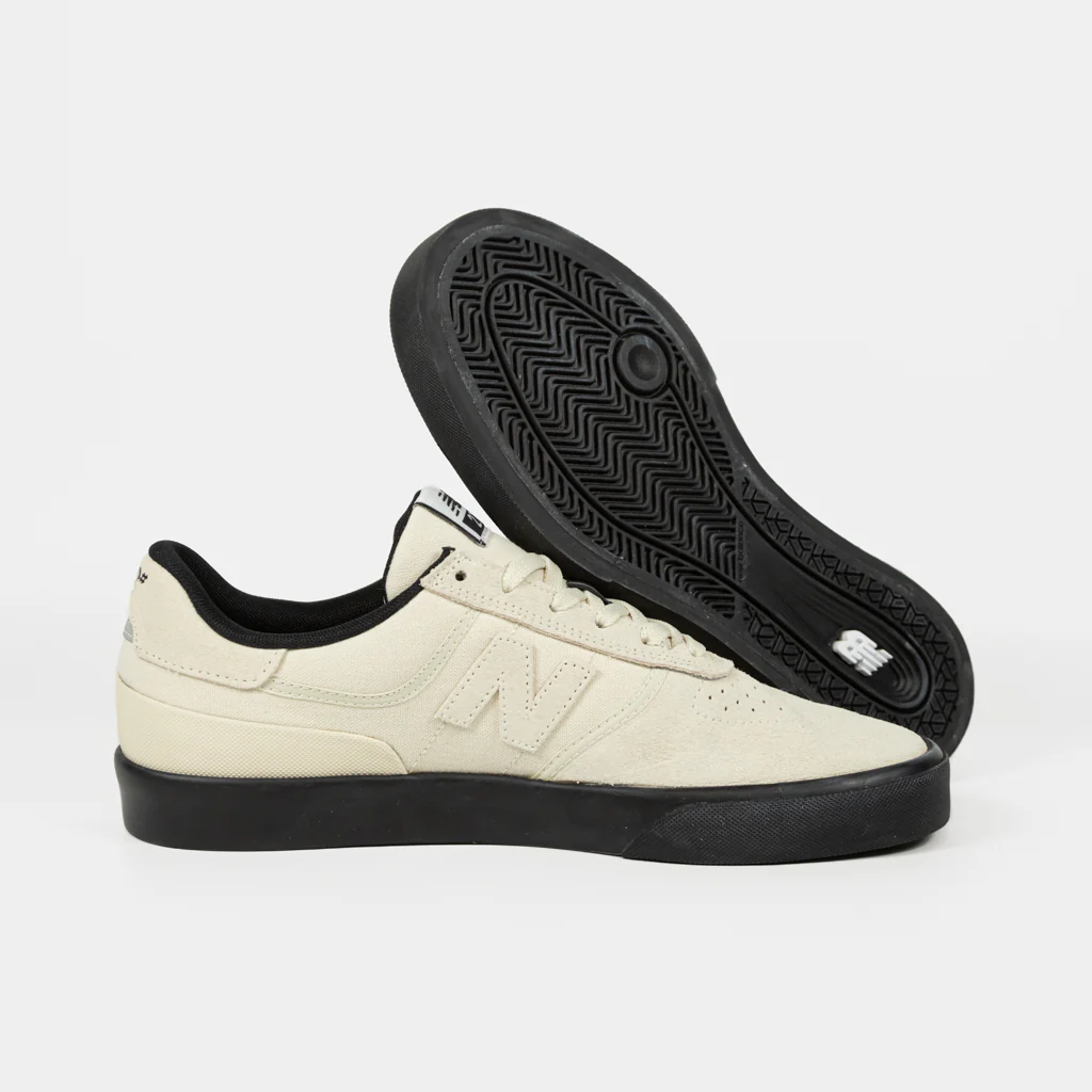 New Balance Numeric - 272 Shoes - Sea Salt / Black - Image 3