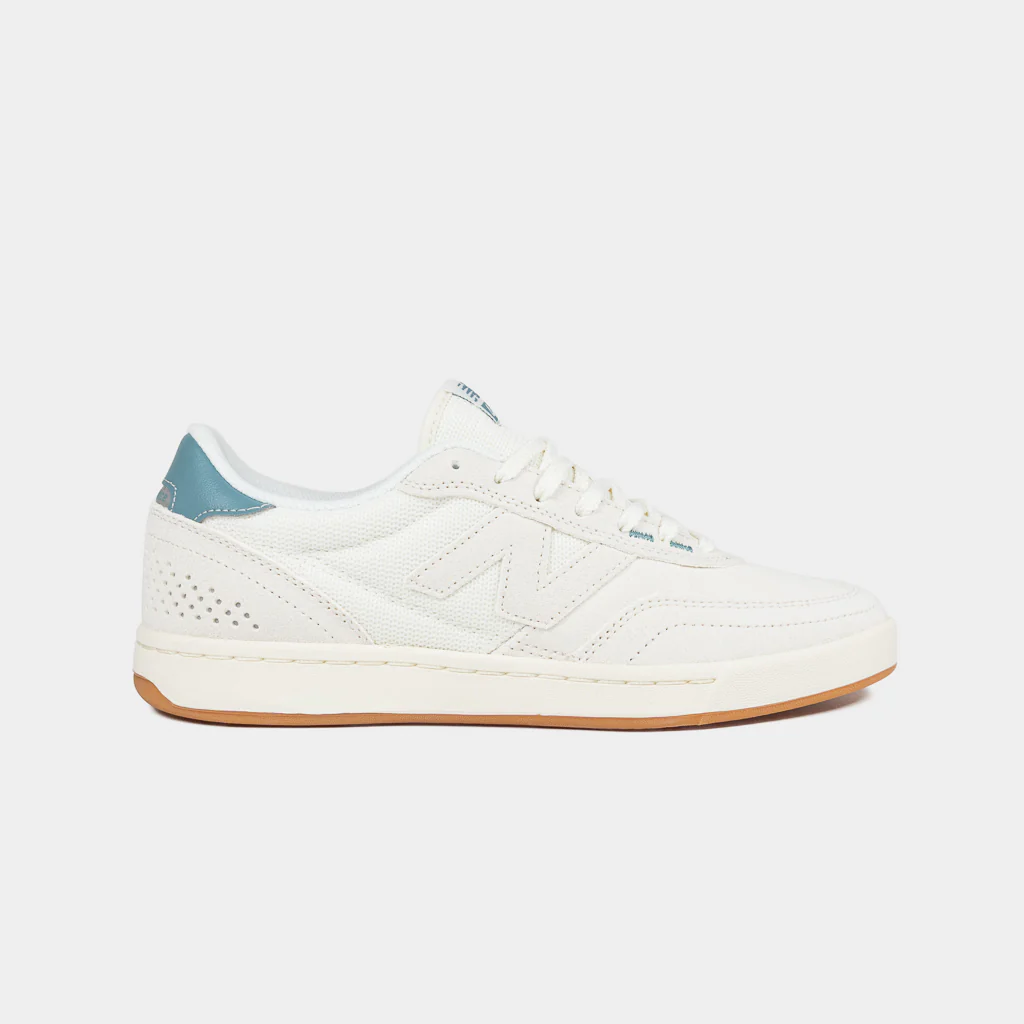 New Balance Numeric - 440 V2 Shoes - Sea Salt / Green