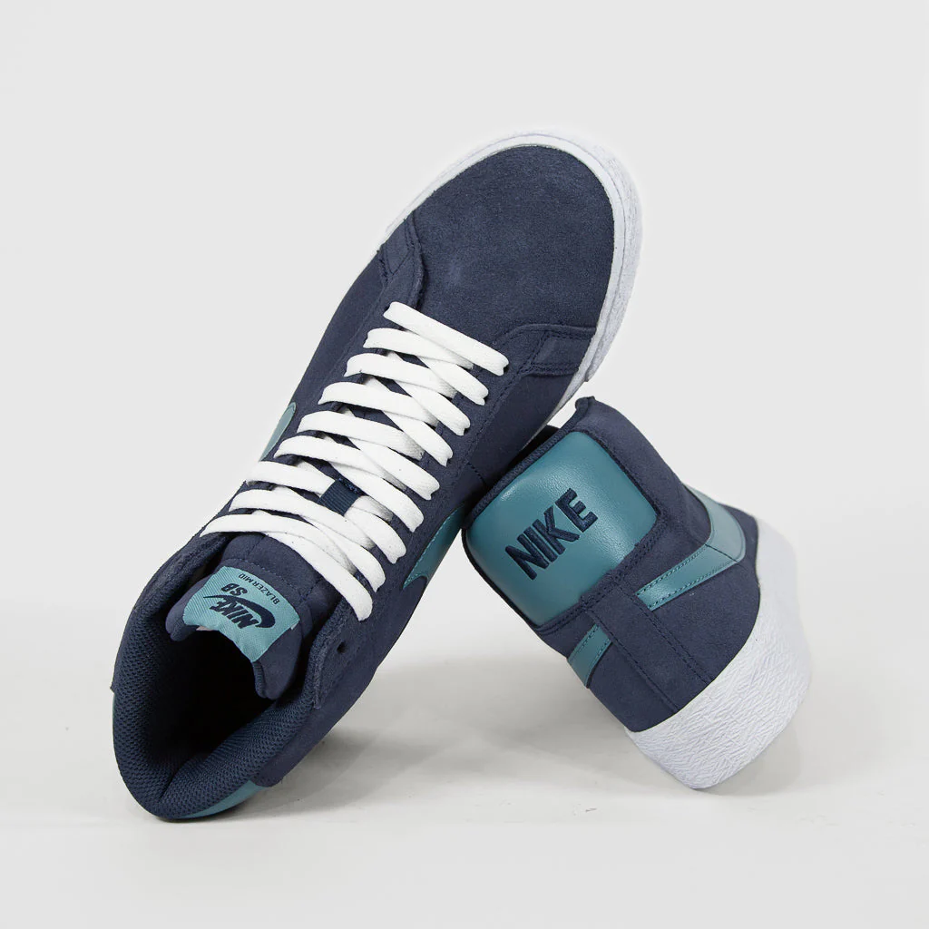 Nike SB - Blazer Mid Shoes - Midnight Navy / Noise Aqua - Midnight Blue - Image 4