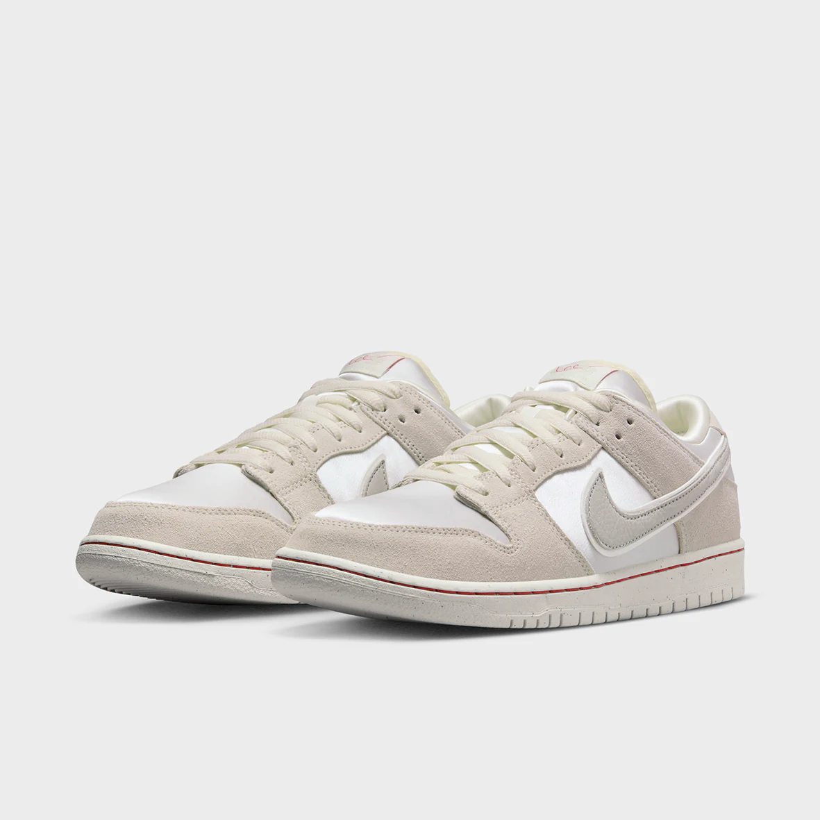 Nike SB - 'City Of Love' Dunk Low Pro Shoes (UK ONLY) - Coconut Milk / Light Bone - Phantom - Image 2