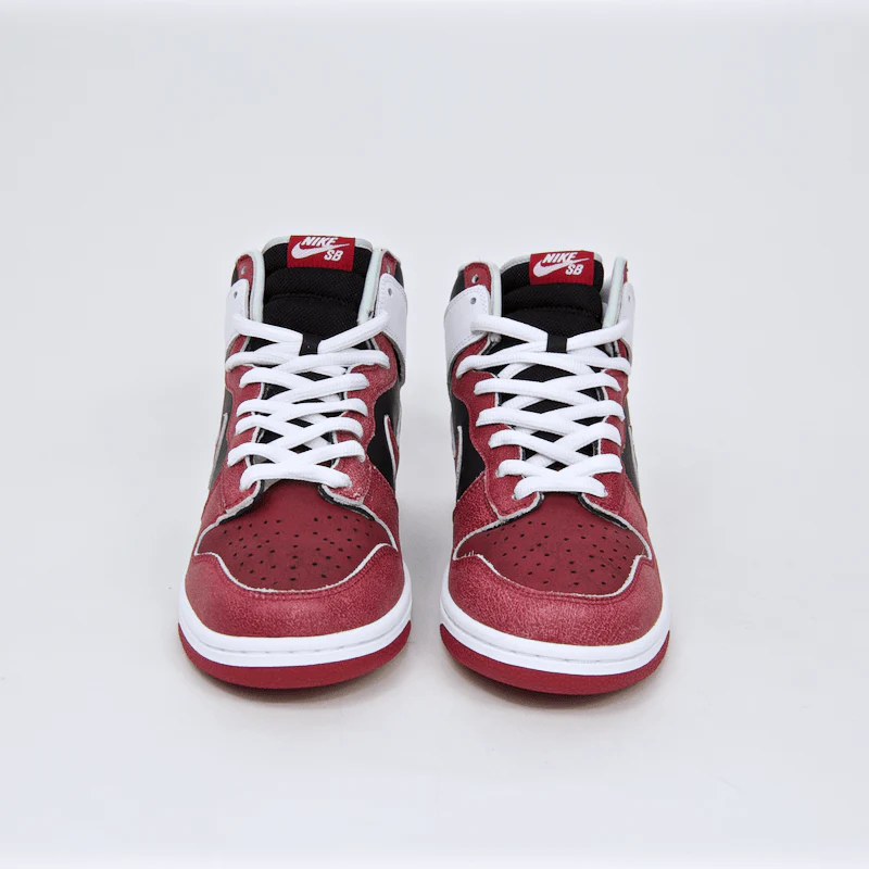 Nike SB - Dunk High Pro SB 'Jason Voorhees' Shoes - Black / Deep Red - Image 4