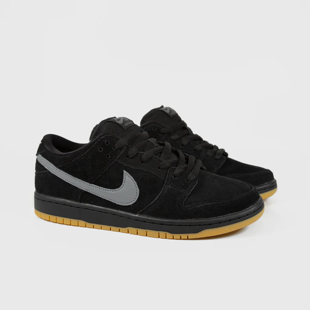 Nike SB - 'Fog' Dunk Low Pro Shoes (UK ONLY - ONE PAIR PER CUSTOMER) - Black / Cool Grey - Image 2