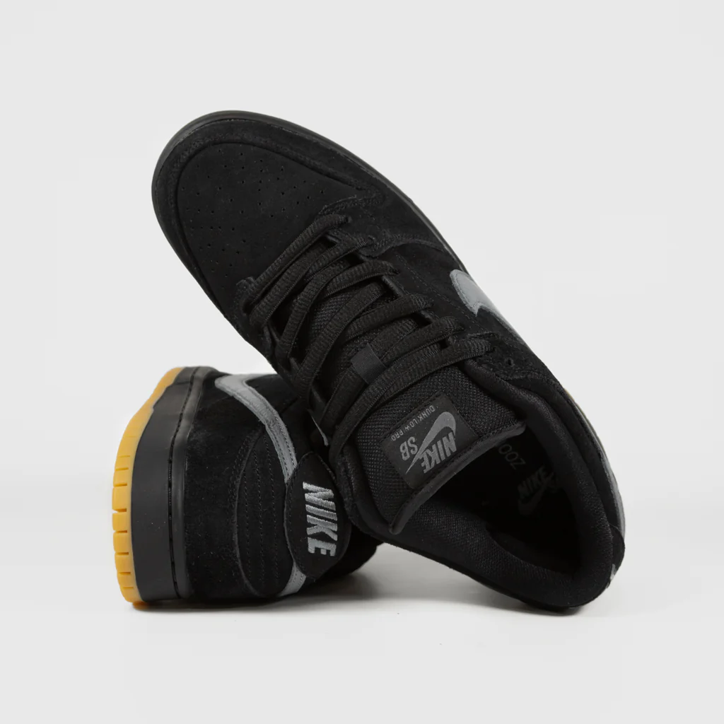 Nike SB - 'Fog' Dunk Low Pro Shoes (UK ONLY - ONE PAIR PER CUSTOMER) - Black / Cool Grey - Image 4