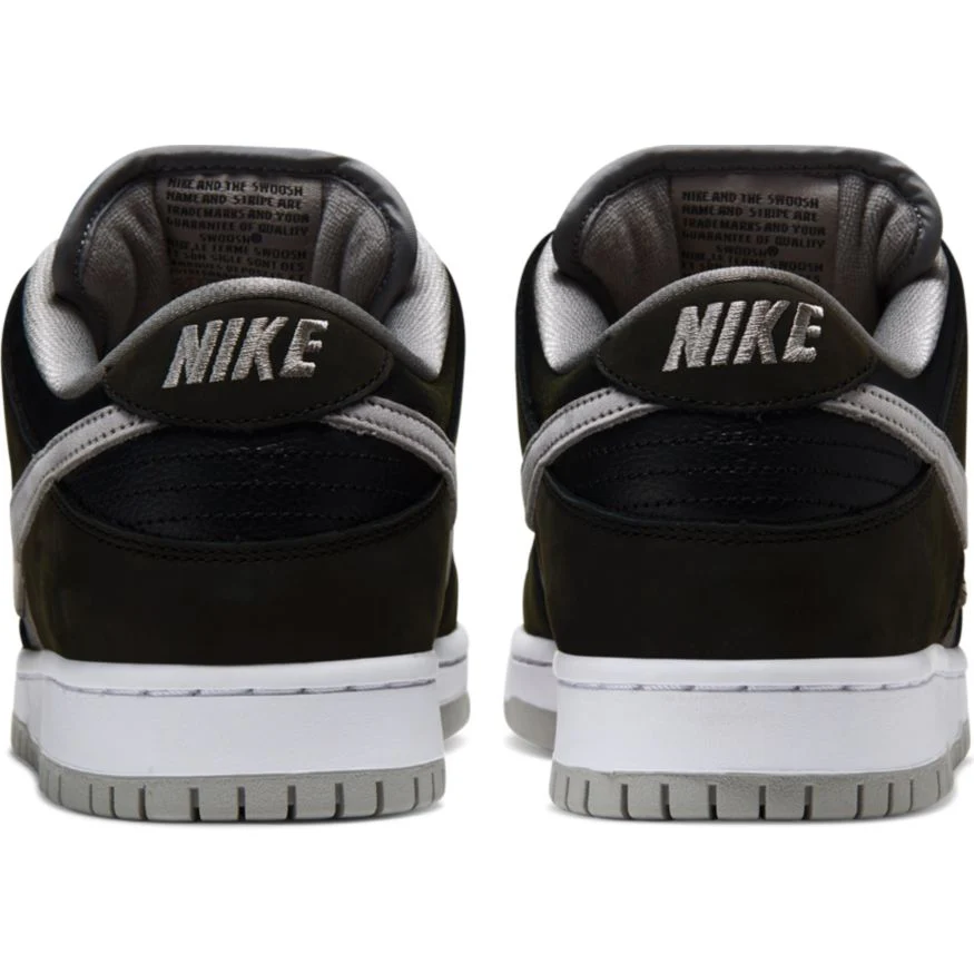 Nike SB - Dunk Low Pro Shoes - Black / Medium Grey / White - Image 2