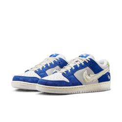 Nike SB - Dunk Low Pro Shoes - Game Royal / Sail (Fly Streetwear)
