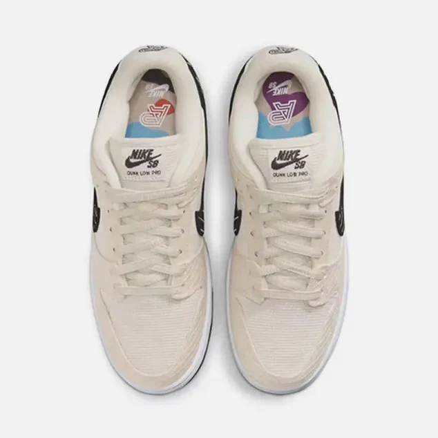 Nike SB - Dunk Low Pro Shoes (UK ONLY - ONE PAIR PER CUSTOMER) - Fossil / Black - Sail - Image 3