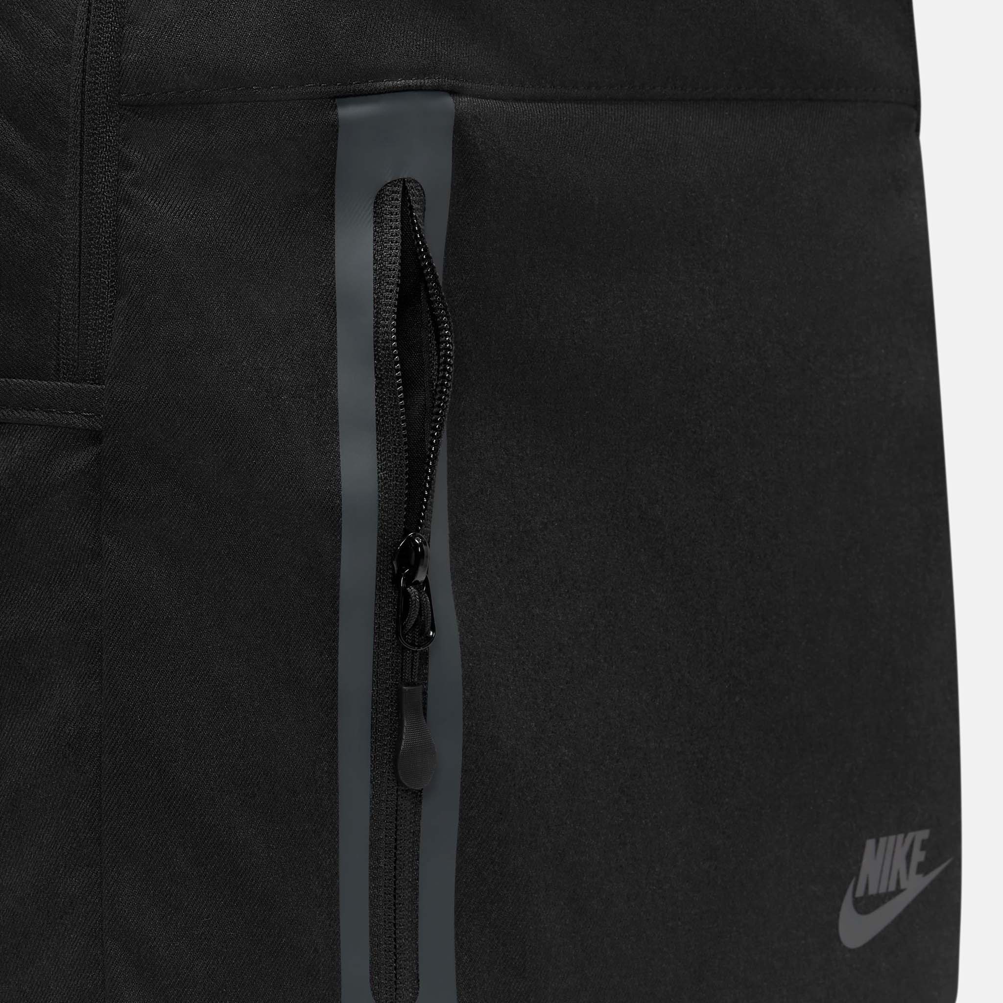 Nike SB - Elemental Premium Backpack - Black / Black - Image 3