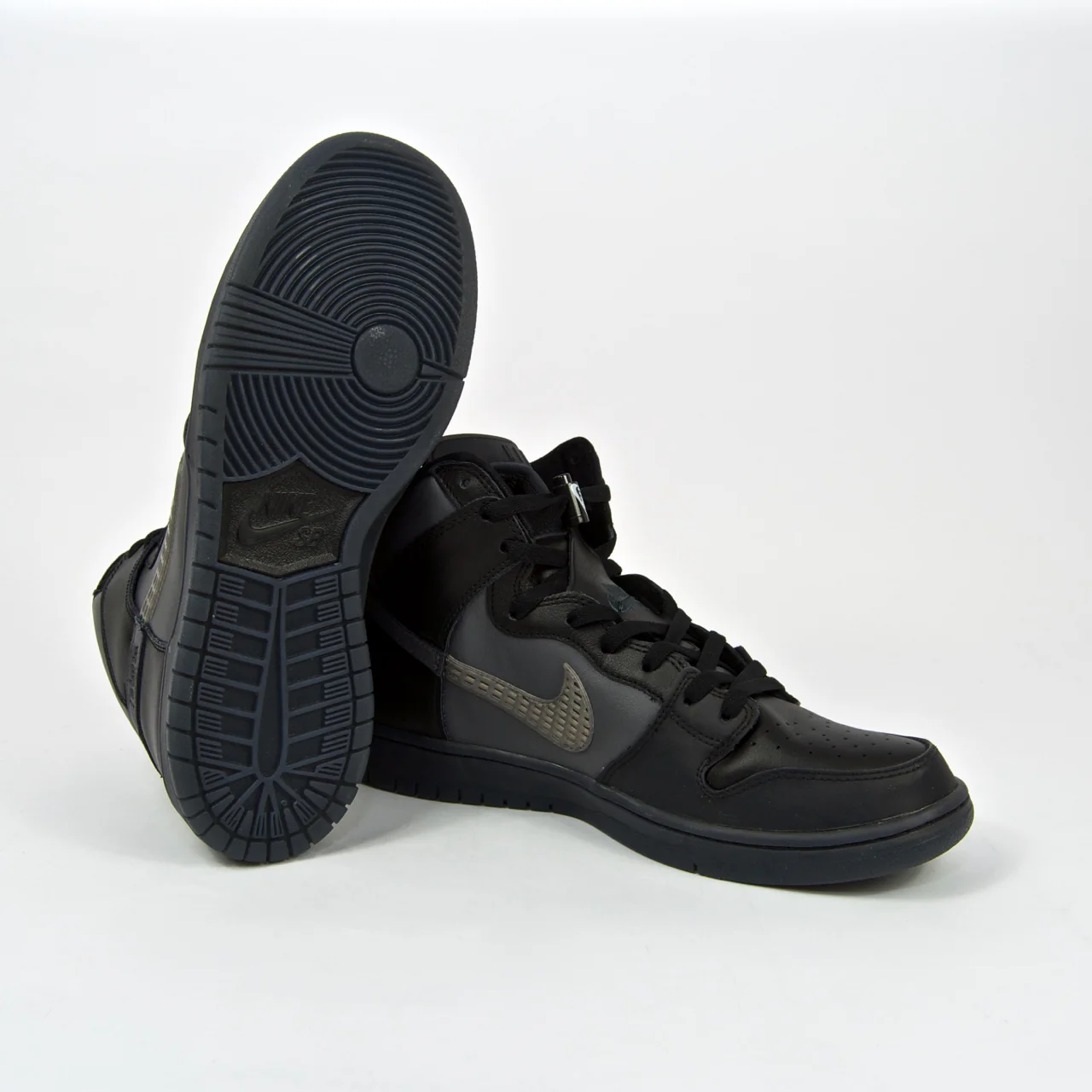 Nike SB - FPAR Dunk High Pro Premium Shoes - Black / Dark Grey - Image 3