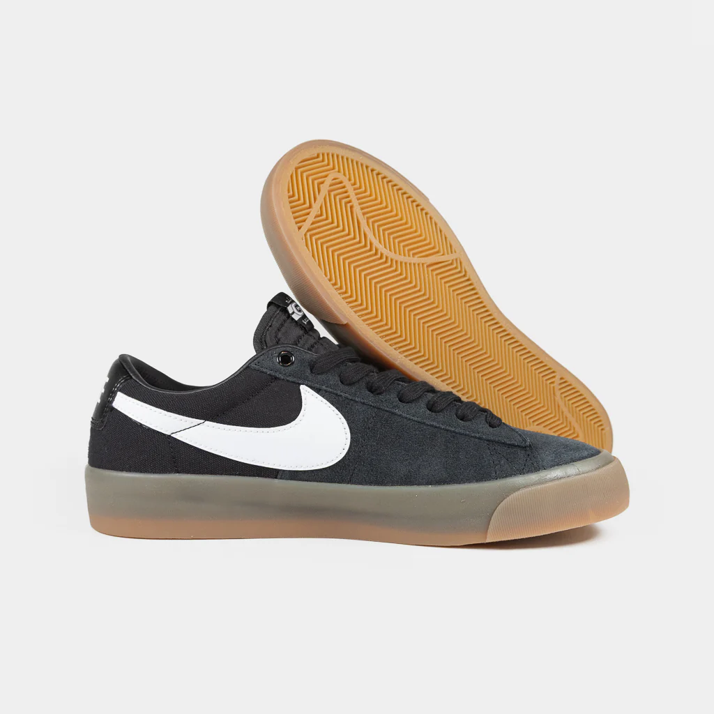 Nike SB - GT Blazer Low Shoes - Black / White / Gum - Image 3